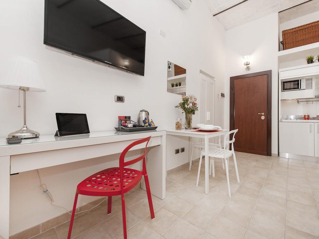 Coral Flat Colosseo Rome Room photo